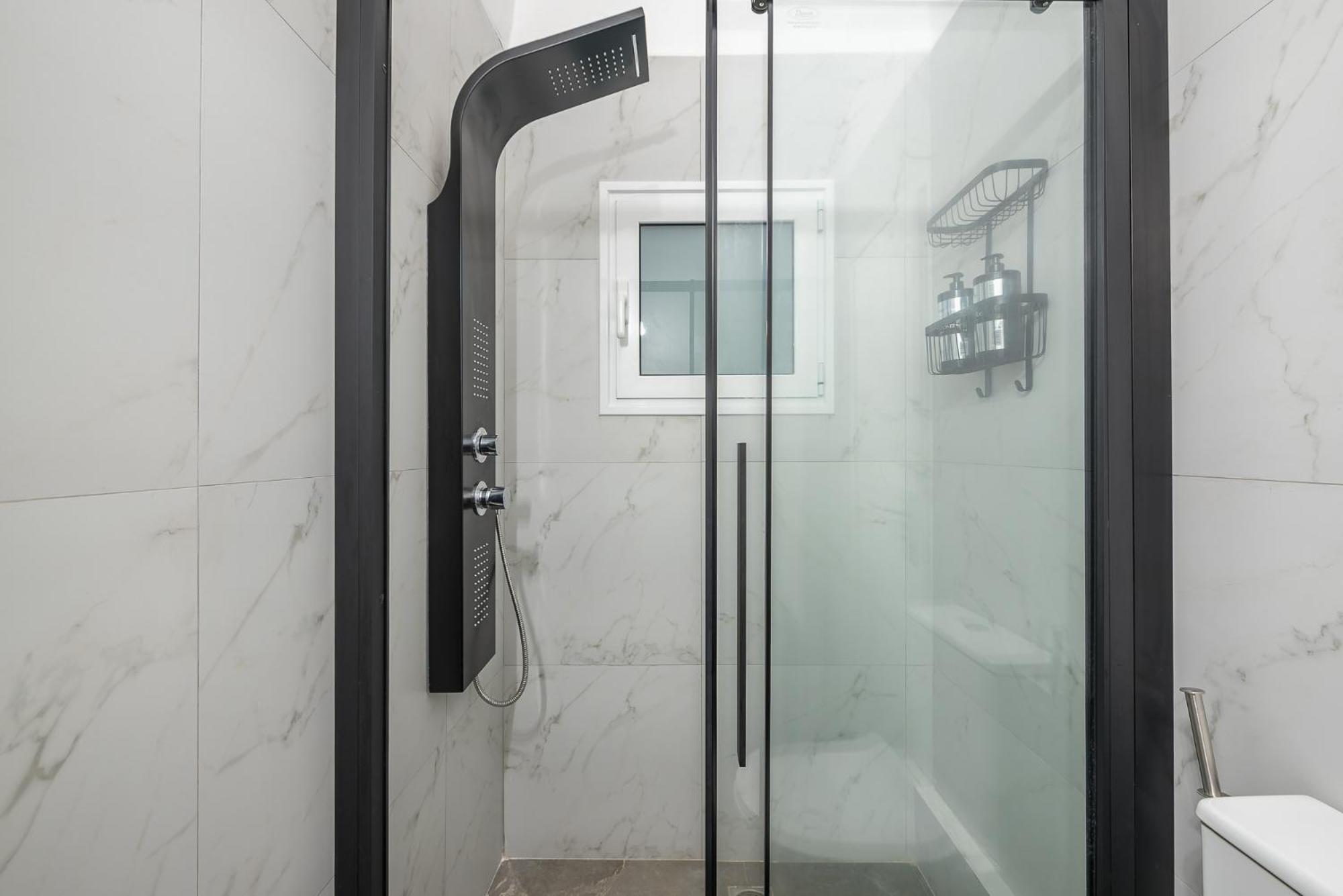 Stylish Luxury Apartment At Ampelokipi Metro Station Atenas Exterior foto